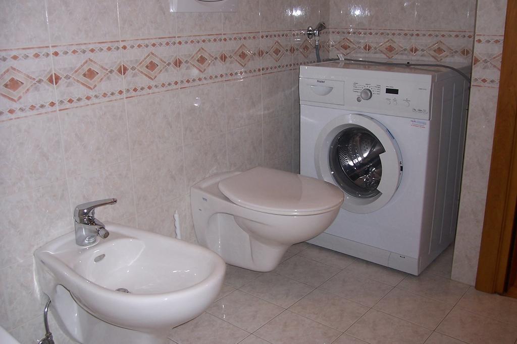 Fabbricato Indipendente Centro Appartement Lozzo Cadore Kamer foto