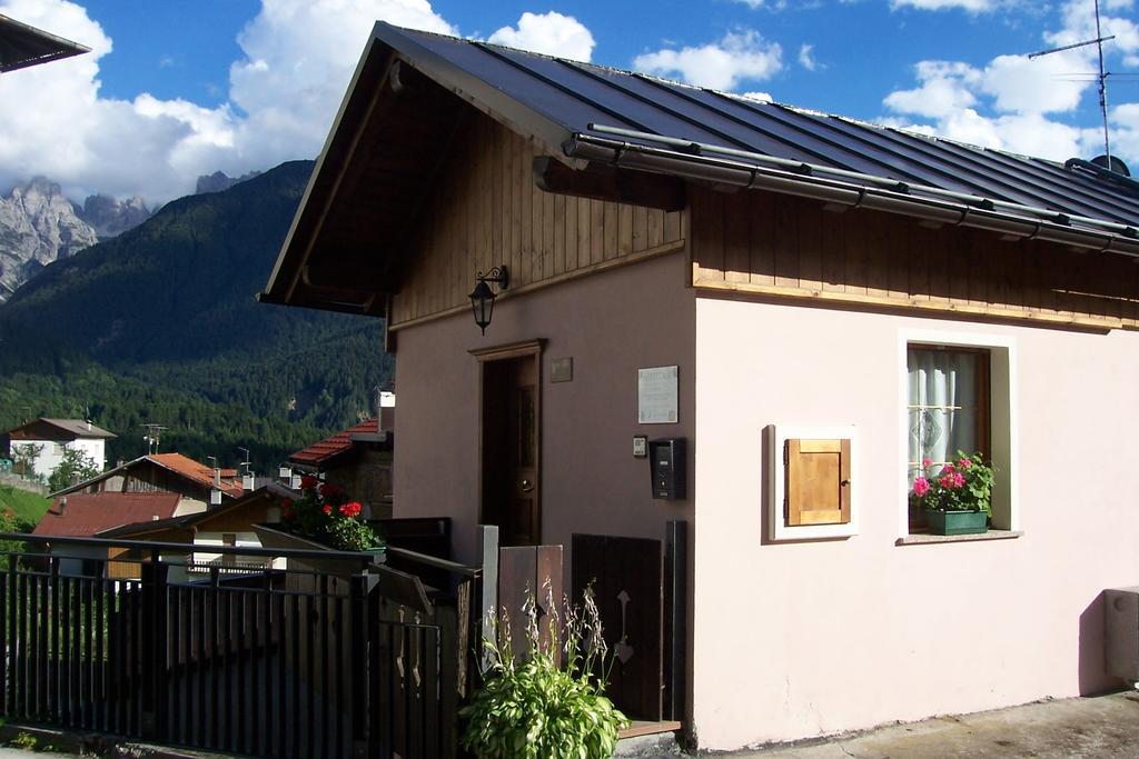 Fabbricato Indipendente Centro Appartement Lozzo Cadore Buitenkant foto